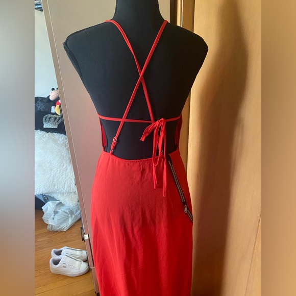 Long red tie up back dress - Picture 6 of 8
